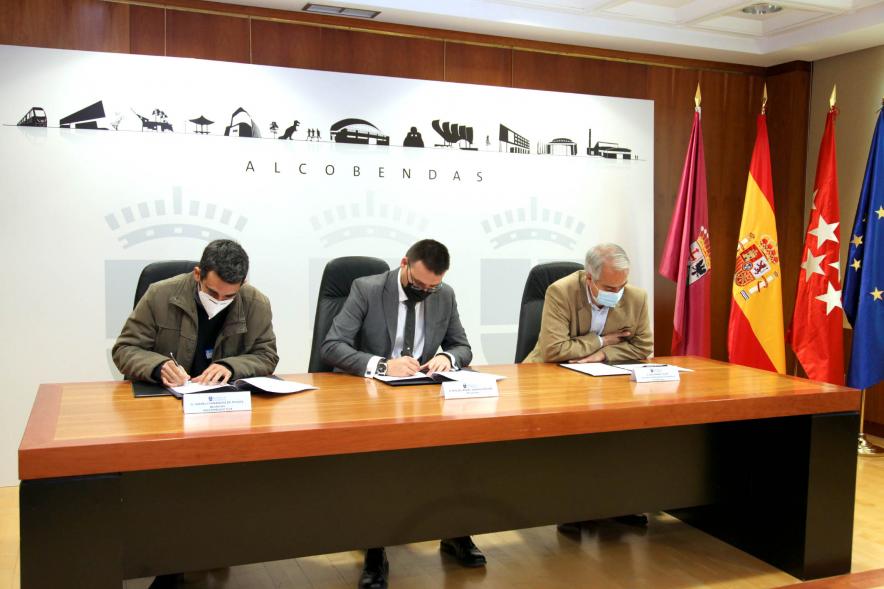 Momento de la firma