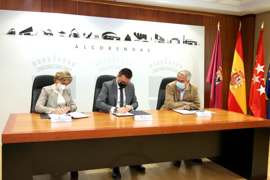 Momento de la firma