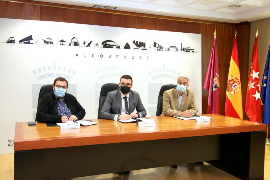 Momento de la firma