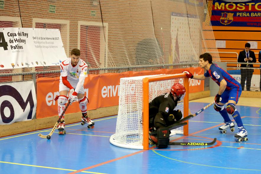 74ª Copa del Rey de Hockey Patines 2017 - Disparo a puerta.