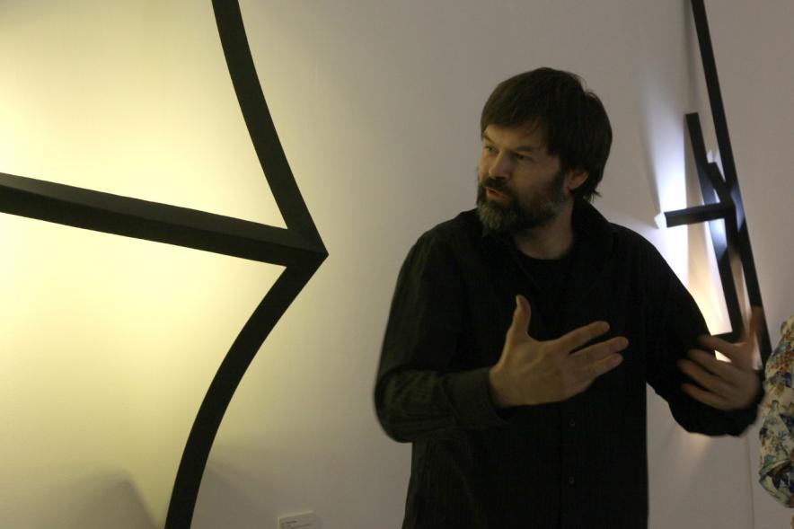 Inauguración Exposición Cosmología de Diego Canogar -  El autor.