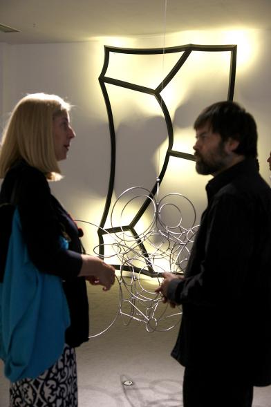 Inauguración Exposición Cosmología de Diego Canogar - El artista, una visita y la obra de fondo.