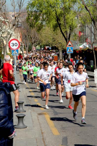 39ª Edición Cross Aldovea Detalle participantes corriendo