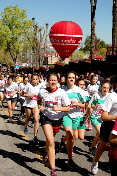 39ª Edición Cross Aldovea Detalle participantes corriendo