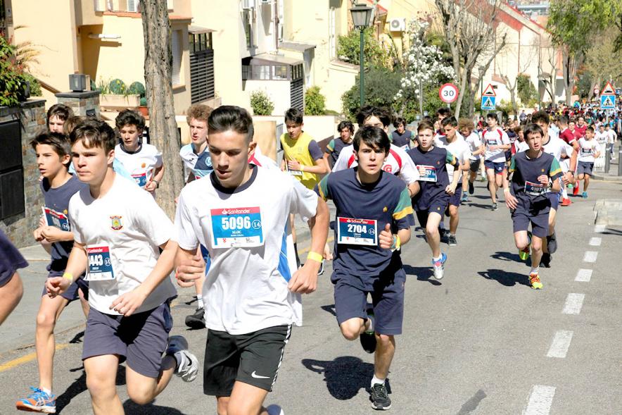 39ª Edición Cross Aldovea Detalle participantes corriendo