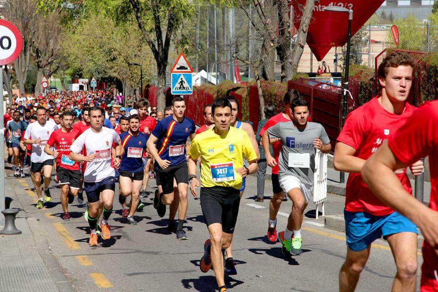 39ª Edición Cross Aldovea Detalle participantes corriendo