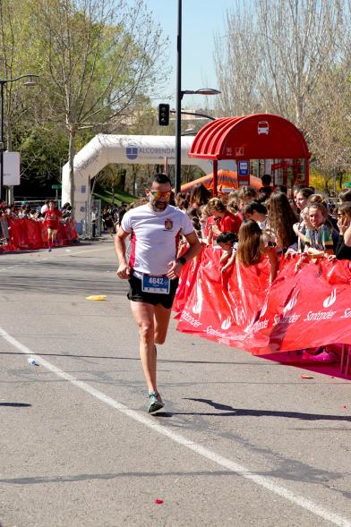 39ª Edición Cross Aldovea Detalle participantes corriendo