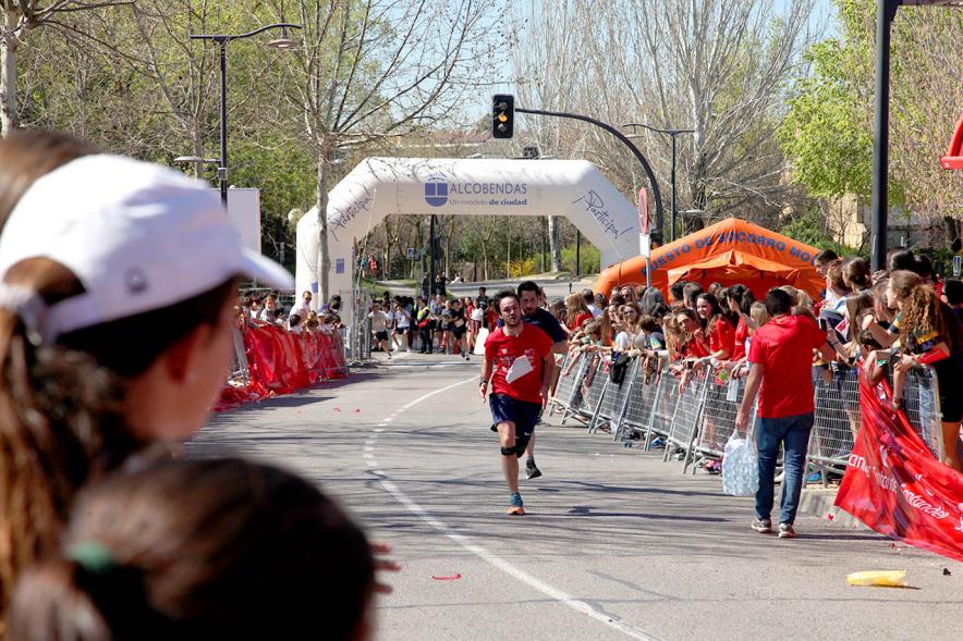 39ª Edición Cross Aldovea Detalle participantes corriendo