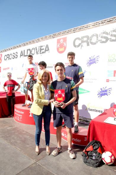 39ª Edición Cross Aldovea detalle entrega de premios