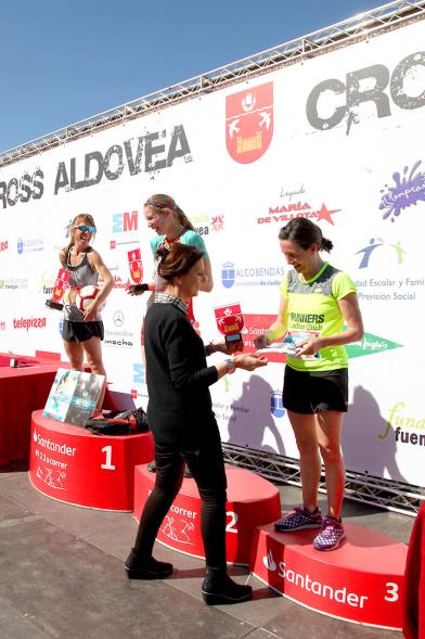 39ª Edición Cross Aldovea detalle entrega de premios