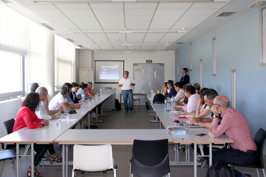 Jornada de Crowfunding Deportivo - Imagen de un momento de la conferencia.