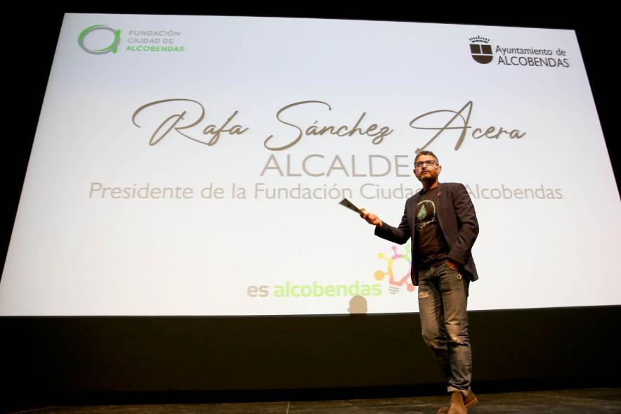 Alcalde Rafael Sánchez. Encuentro Despertando tu Curiosidad Científica 2021