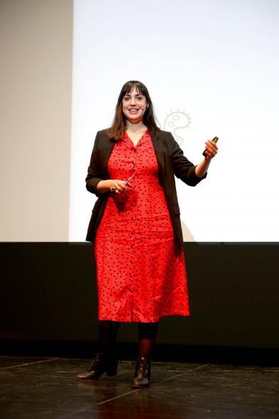 Maite Pérez, bioquímica y viróloga. Encuentro Despertando tu Curiosidad Científica -2021