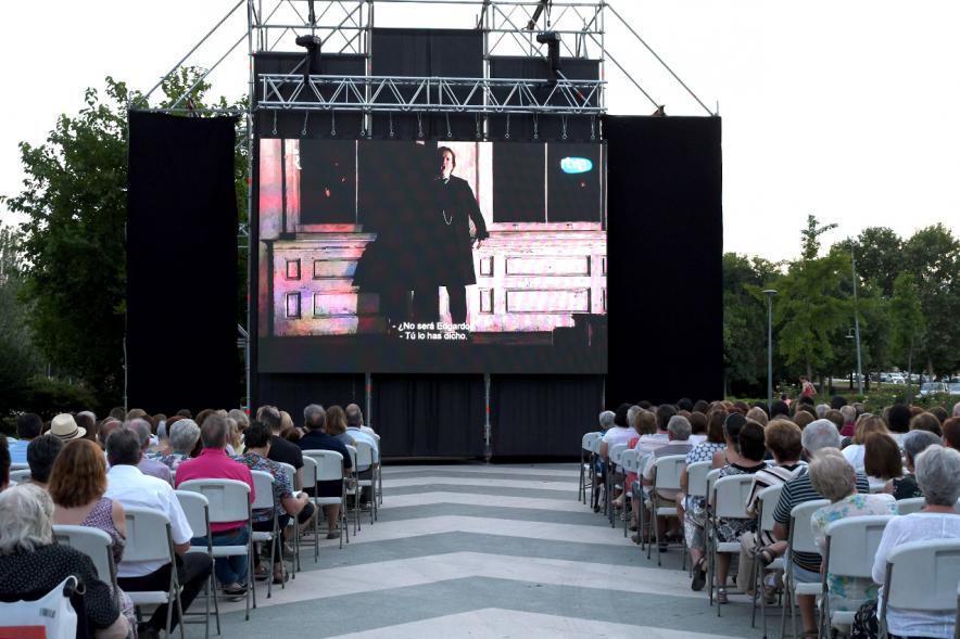 Opera en la Calle -Imagen panorámica del lugar donde se celebra el evento.