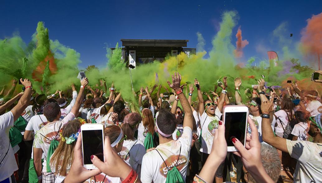Carrera Color Run - Imagen participantes en la carrera.