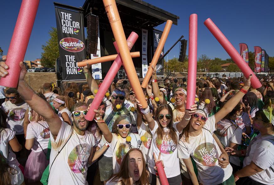 Carrera Color Run - Imagen del público en general.