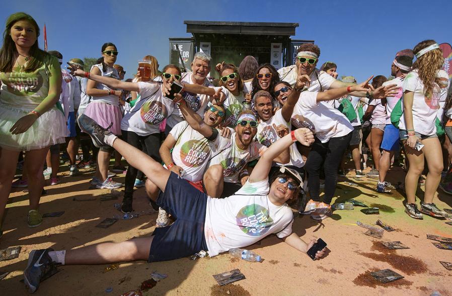 Carrera Color Run - Imagen participantes en la carrera.