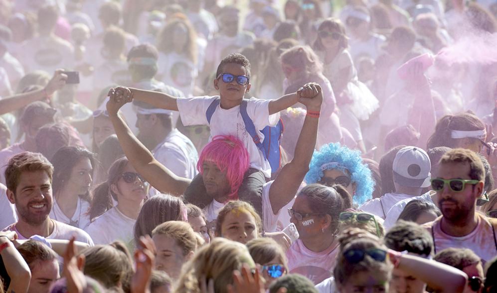 Carrera Color Run - Imagen del público en general.