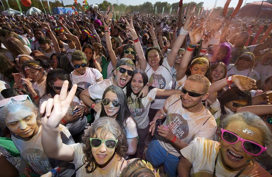 Carrera Color Run - Imagen del público en general.