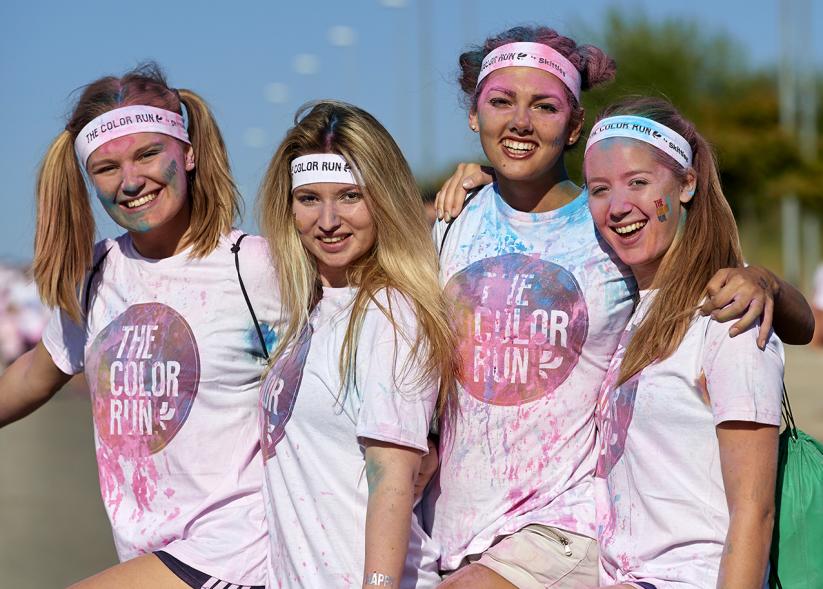 Carrera Color Run - Imagen participantes en la carrera.