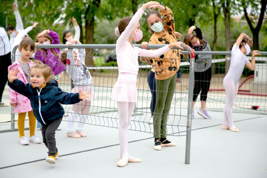 Espectáculo de Danza en el Arroyo de la Vega 