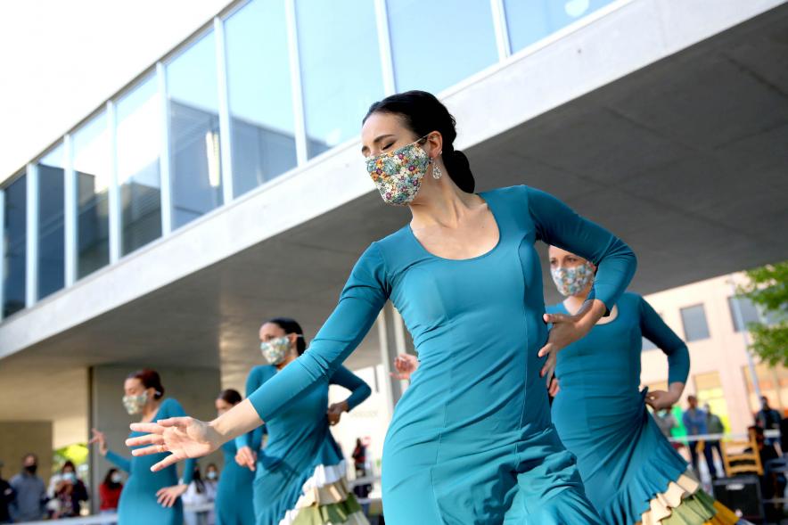 Primer plano de bailarina. Compañía de danza. Festival de Danza en el Espacio Miguel Delibes. - 2021