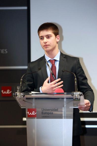 Primer Concurso de Debate Alcobendas - Universidad Europea de Madrid -  Un ponente .