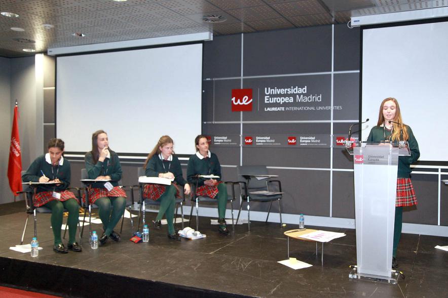 Primer Concurso de Debate Alcobendas - Universidad Europea de Madrid - Equipo de debate.