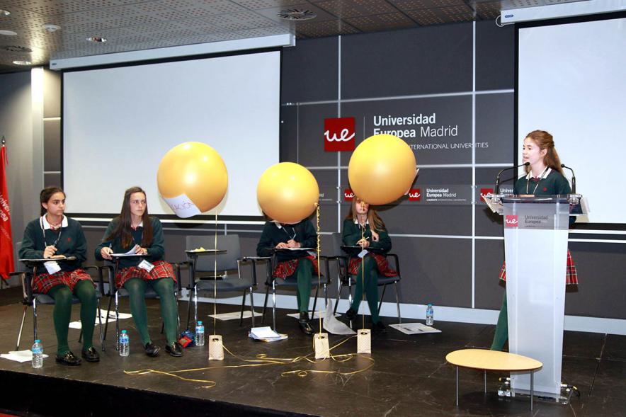 Primer Concurso de Debate Alcobendas - Universidad Europea de Madrid - Equipo de debate.