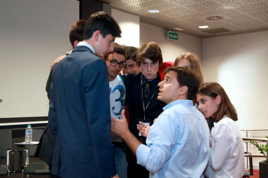 Primer Concurso de Debate Alcobendas - Universidad Europea de Madrid - Equipo de debate.