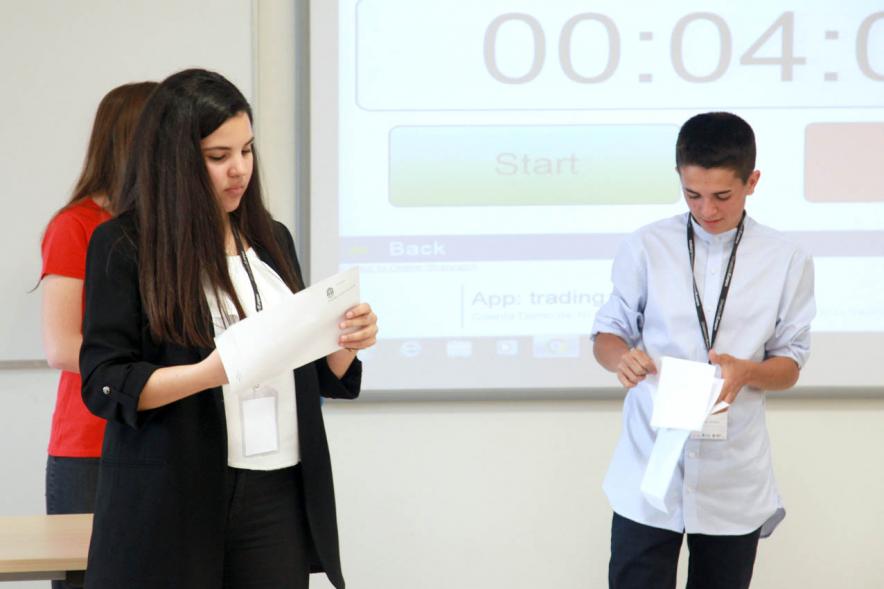 Primer Concurso de Debate Alcobendas - Universidad Europea de Madrid - Equipo de debate.