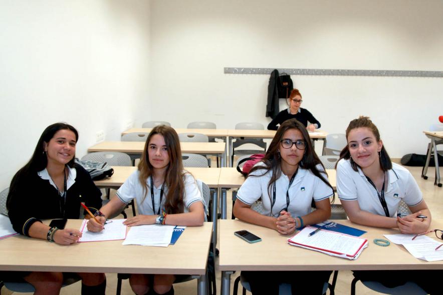 Primer Concurso de Debate Alcobendas - Universidad Europea de Madrid - Equipo de debate.