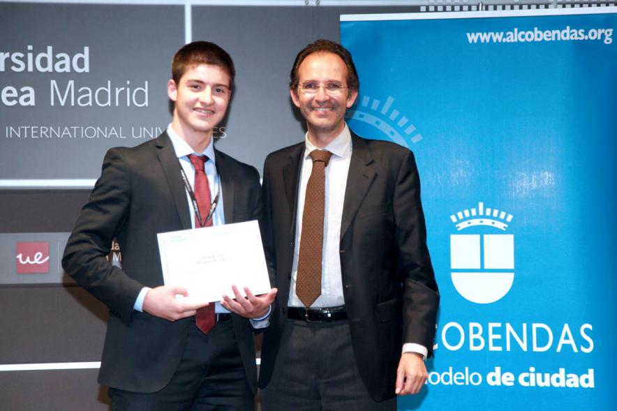 Primer Concurso de Debate Alcobendas - Universidad Europea de Madrid - Ganador del debate.