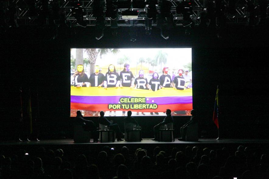 Alcobendas Debate Venezuela - Imagen de la proyección de un documental sobre Venezuela.