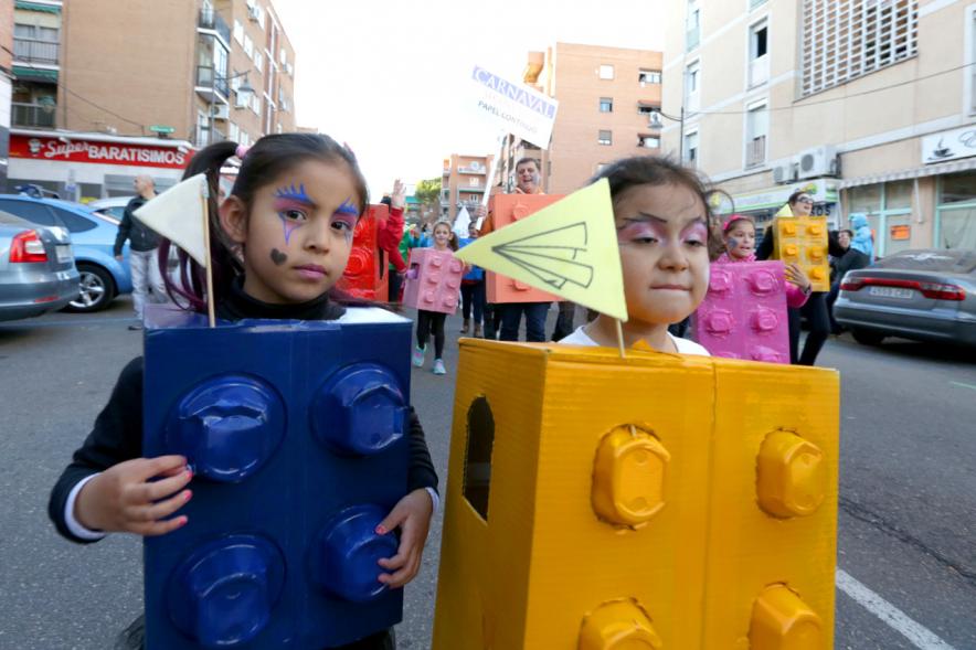 Desfile de Carnaval 2017 - Dos niñas disfrazadas.