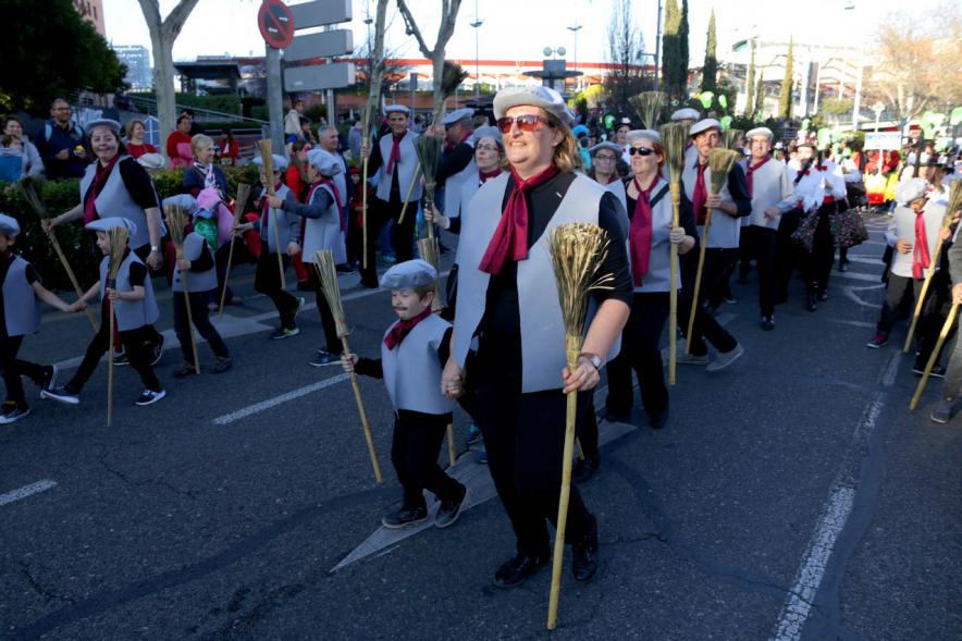 Desfile de Carnaval 2019 - Imagen de personas que participan en el desfile.