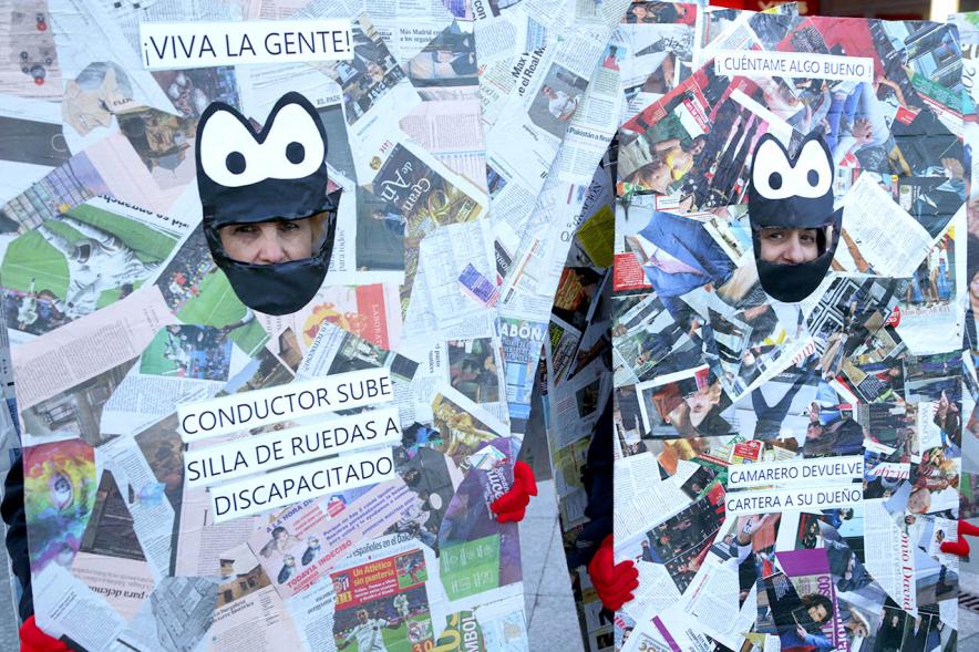 Desfile de Carnaval 2019 - Imagen de personas disfrazadas que participan en el desfile.