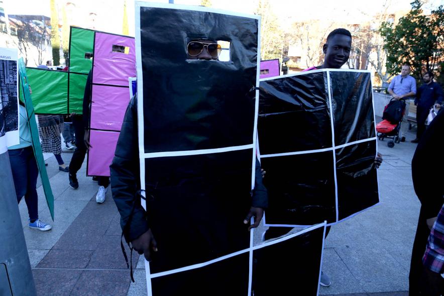 Desfile de Carnaval 2019 - Imagen de personas disfrazadas que participan en el desfile.