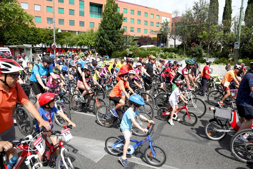 Día de la Bicicleta - Los participantes.