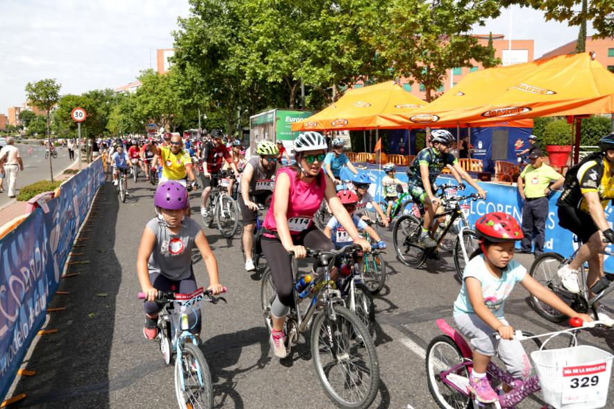 Día de la Bicicleta -  Los corredores infantiles.
