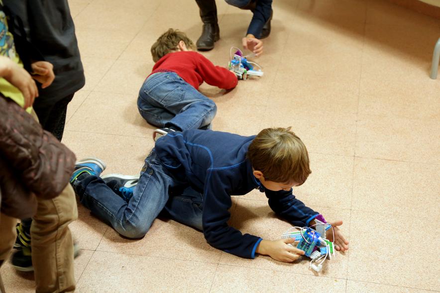 Día de la Infancia 2016 en La Esfera - Imagen de niños participando en diversas actividades.