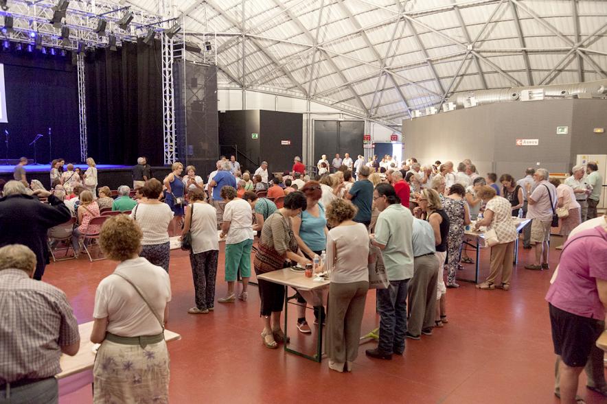 Celebración del Día de Galicia 2017 - Degustación de los productos típicos.
