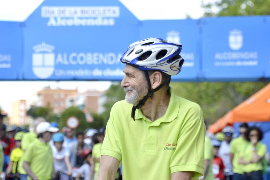 Participante con casco