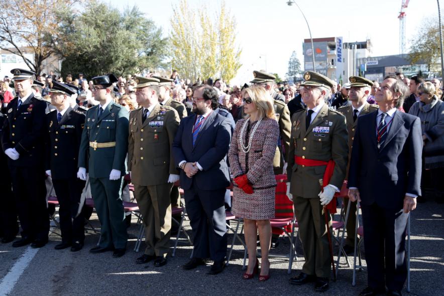Detalle Mandos militares y asistentes preferentes
