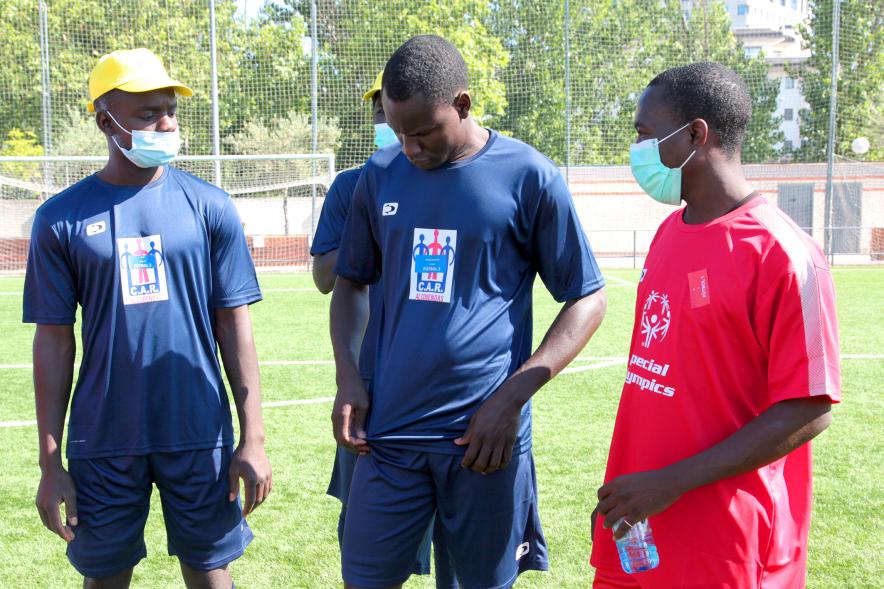 Jornada Inclusiva Día Mundial del Refugiado - Imagen de deportistas que participan en las pruebas.