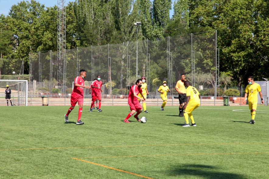 Jornada Inclusiva Día Mundial del Refugiado - Imagen de un momento del partido de futbol.