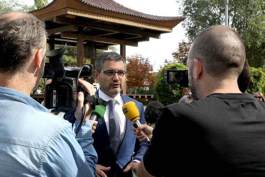 Alcalde Rafael Sanchez, reportaje televisivo. Día de la Paz 2019.