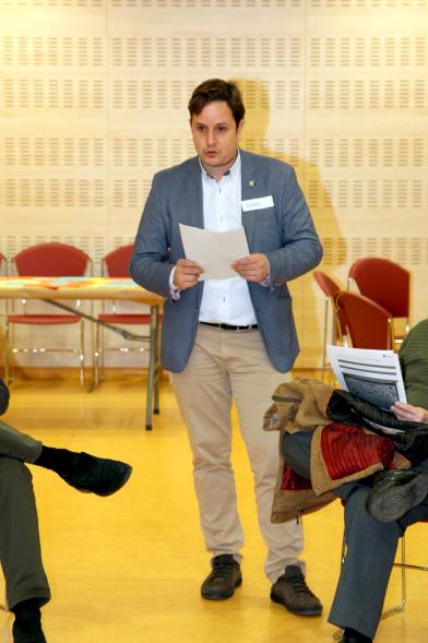 Oponente en el Foro Estudios y Análisis del Distrito Centro -2020