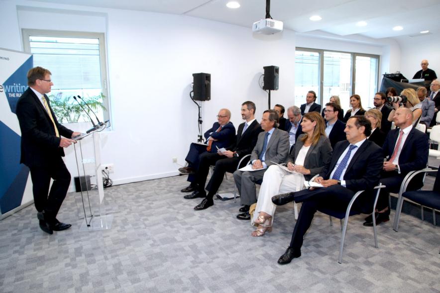 Inauguración Nueva Sede Domino - Imagen vista panorámica de la sal donde se celebra el acto.