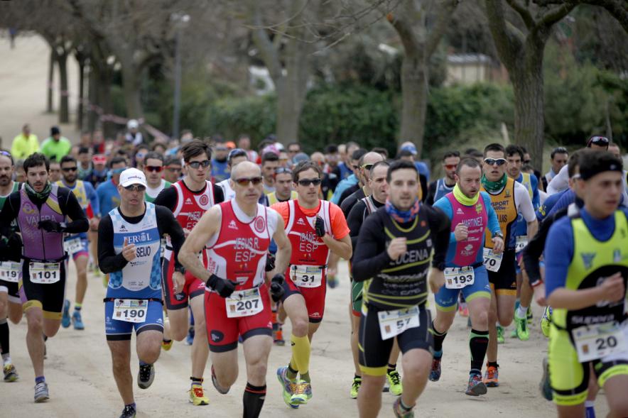 Duatlón Villa de Alcobendas 2017 - Imagen de corredores en un momento de la prueba.